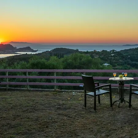 Sunset And Sunrise Apartments 