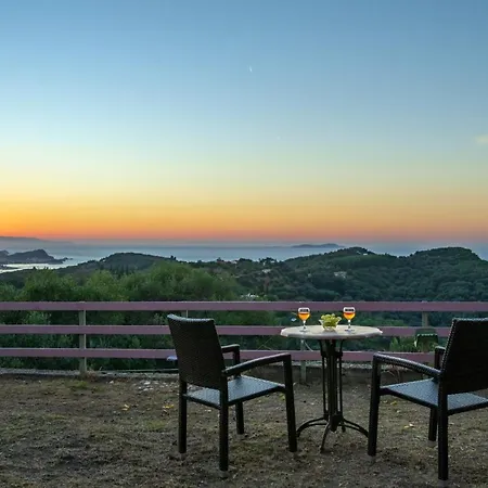 Sunset And Sunrise Apartments 